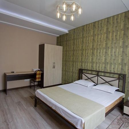 Center Hotel Bishkek Exterior foto